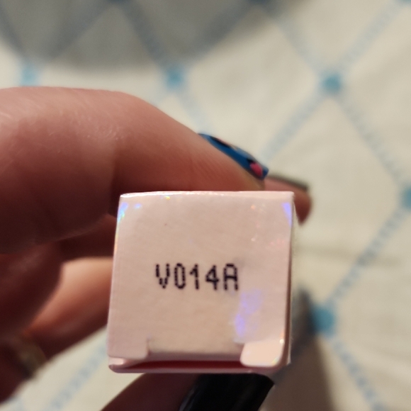 Jeffree Star Supreme Gloss - Vibrant Purple - Picture 3 of 5